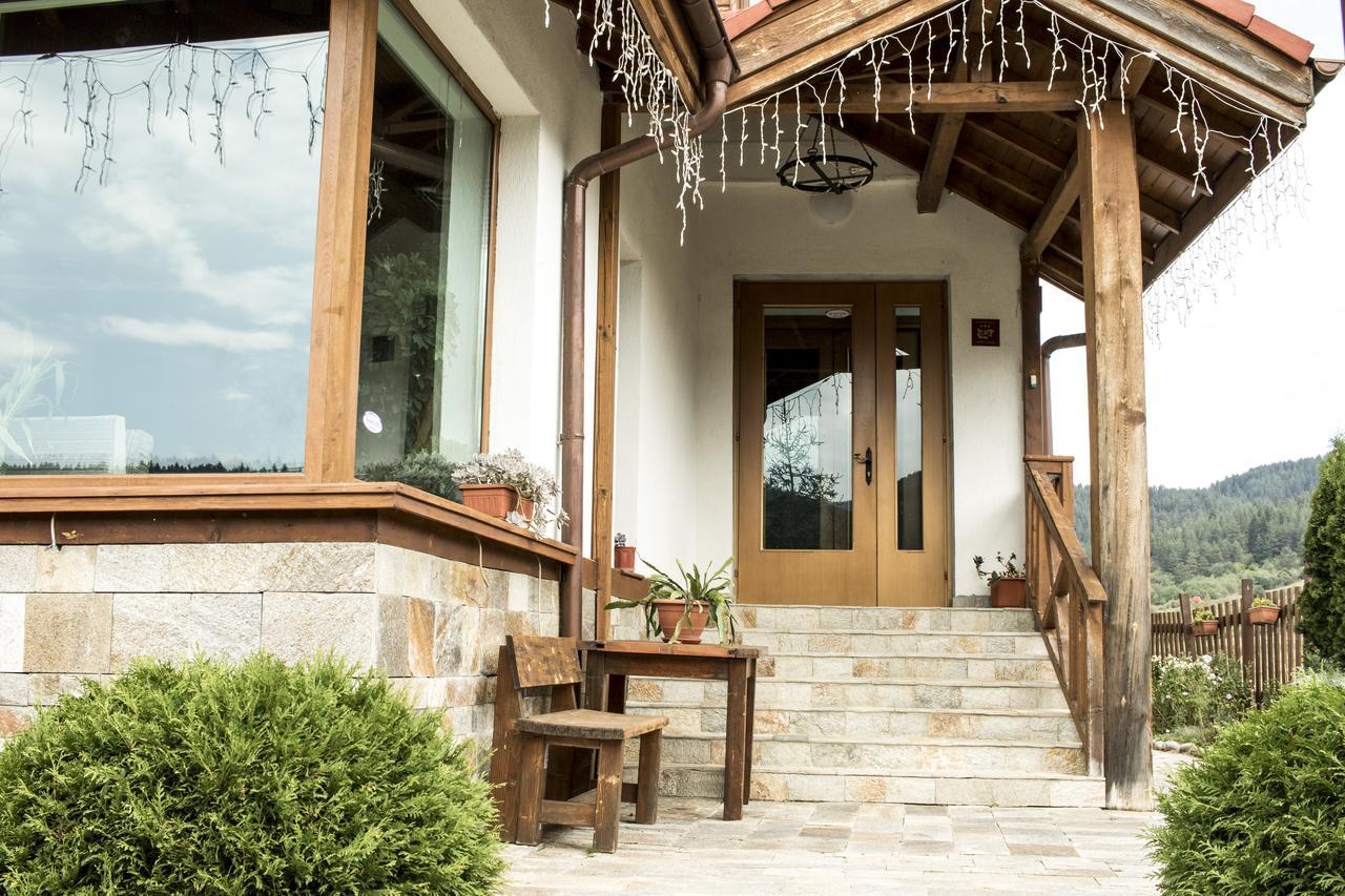 Boutique Hotel The White Pine 萨莫科夫 外观 照片