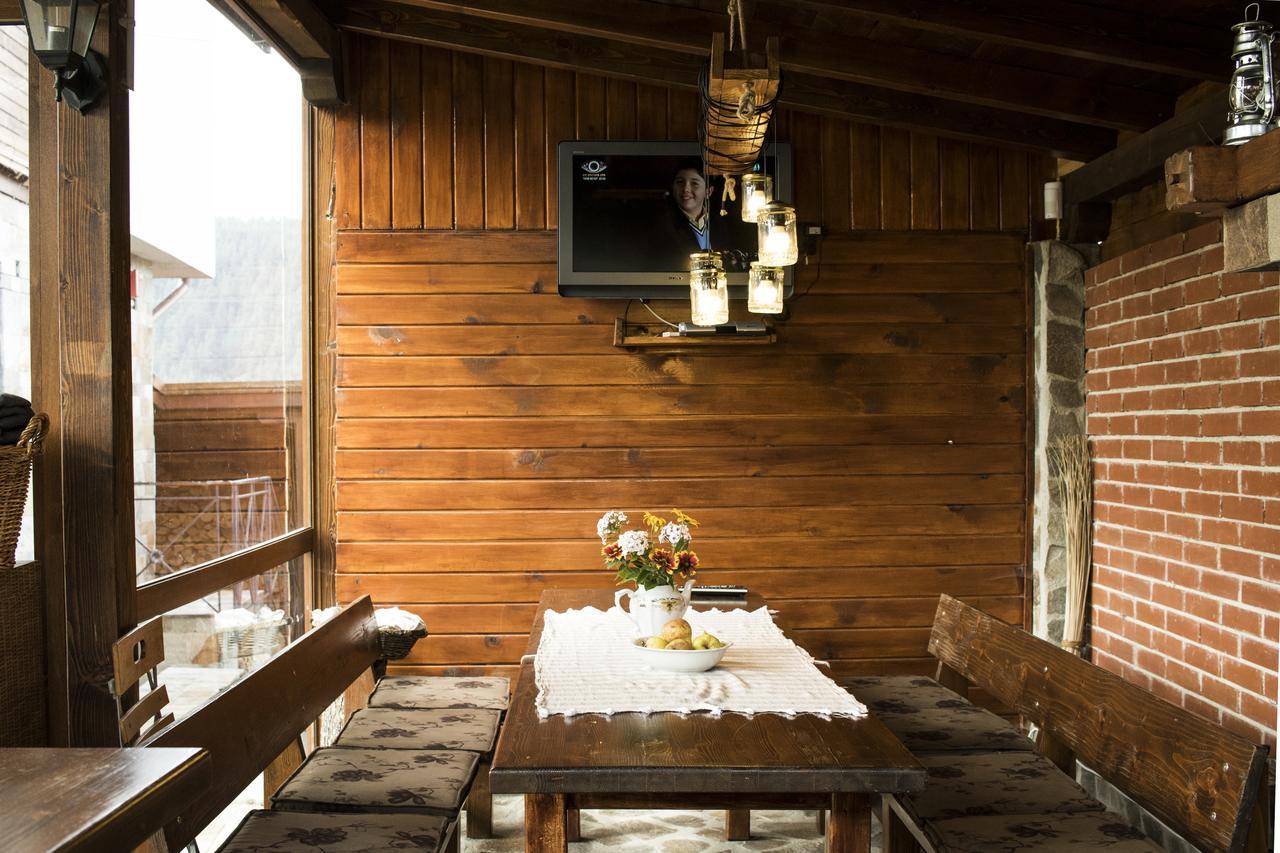 Boutique Hotel The White Pine 萨莫科夫 外观 照片