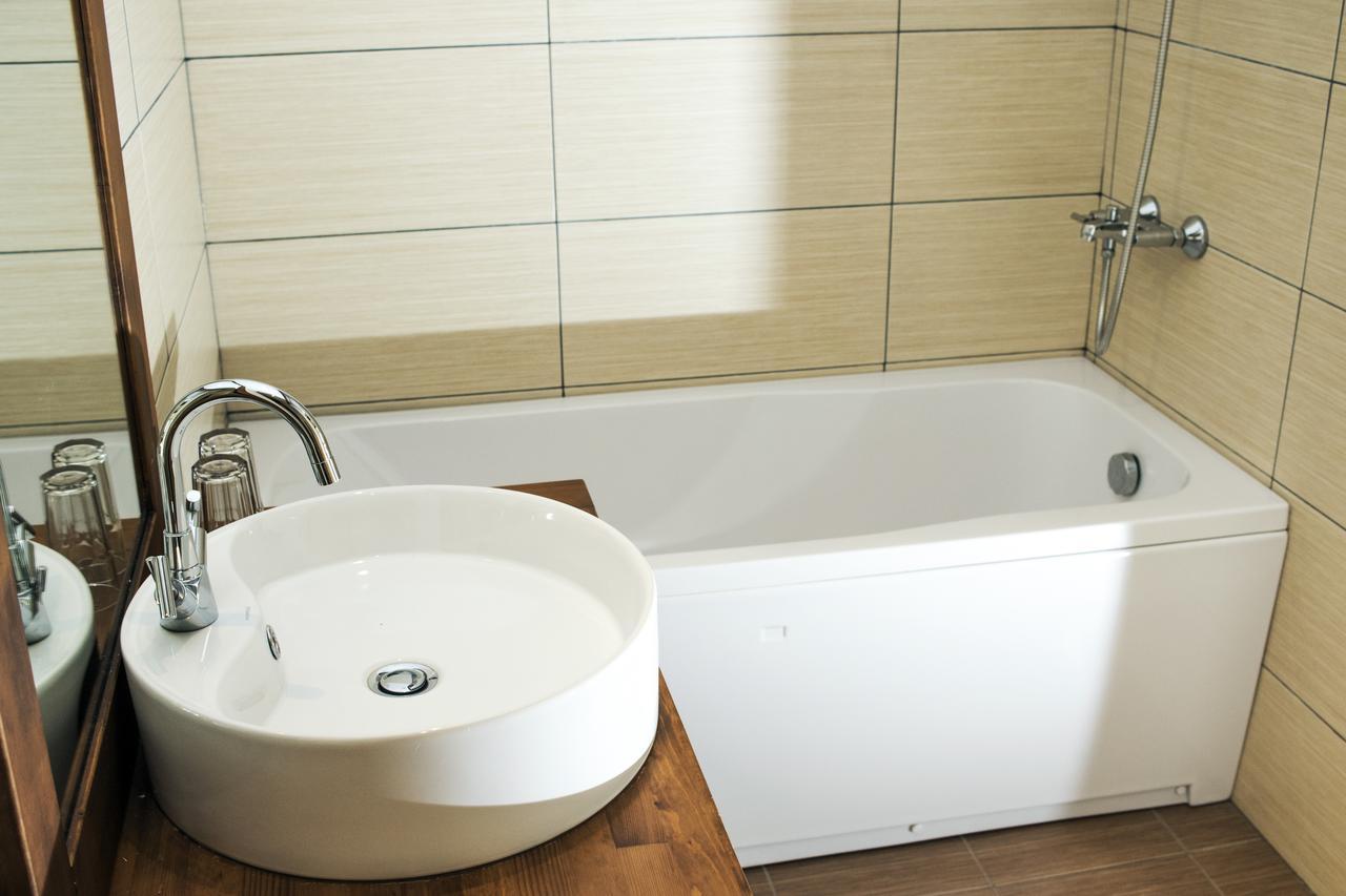 Boutique Hotel The White Pine 萨莫科夫 外观 照片